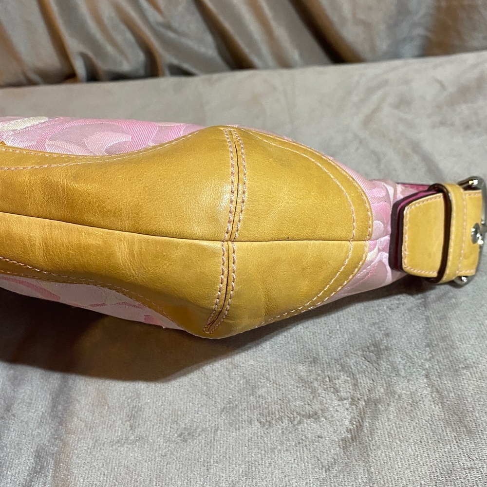 Y2K Coach Pink Optic Soho Hobo Shoulder Bag - Picture 6 of 14
